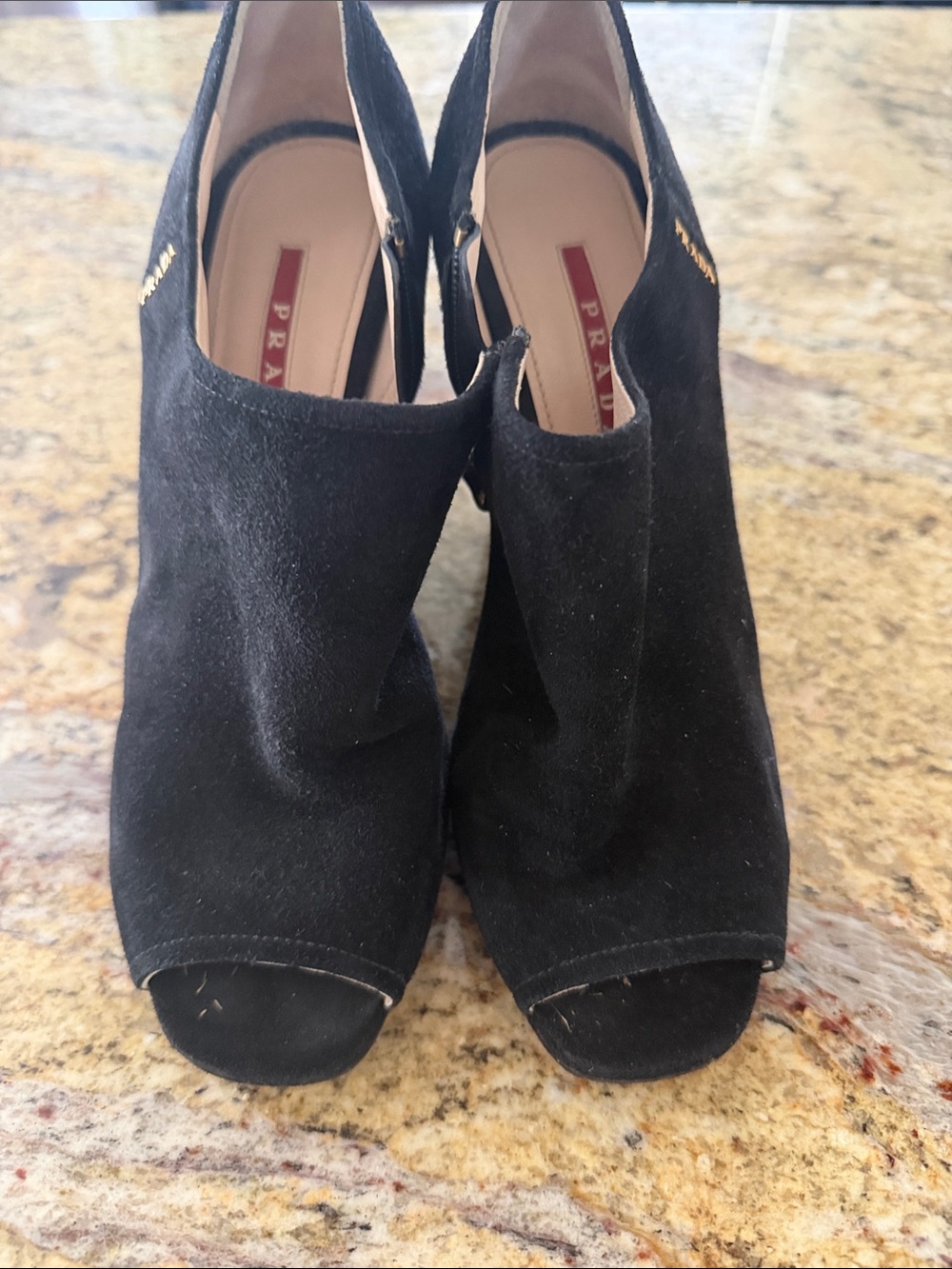 Prada Black Suede Peep-Toe
AUTHENTIC MULES 90's wedge